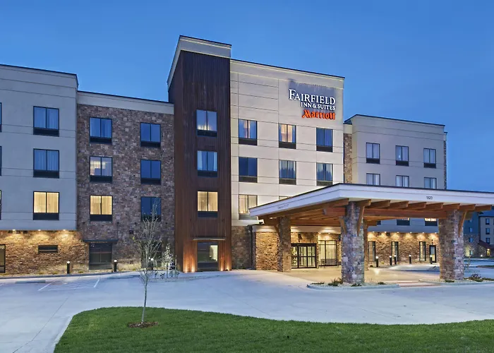 Hotel Fairfield & By Marriott Southwest/downtown Area 3*