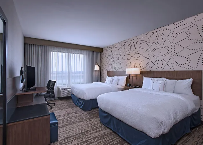 Fairfield & By Marriott Southwest/downtown Area