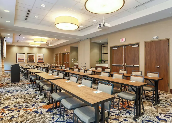 Fairfield & By Marriott Southwest/downtown Area Hotel