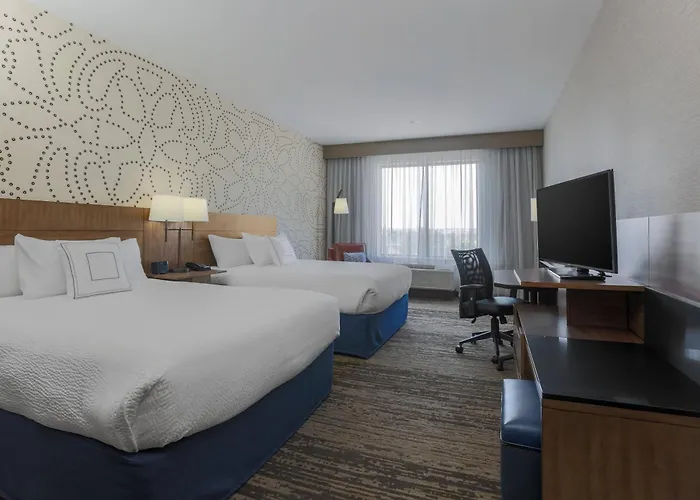Fairfield & By Marriott Southwest/downtown Area Hotel 3*